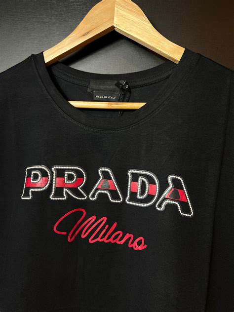 Camisetas Prada .